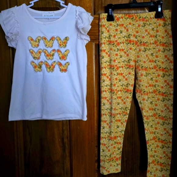 BTWEEN: 2-Piece Set, SS Top w/🦋 & Flutter Sleeves, Matching Pants, Size: 6, EUC - Picture 2 of 12